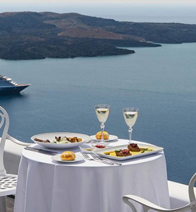 Die 20 besten Restaurants der Welt mit der schönsten Aussicht – darunter auch ein griechisches