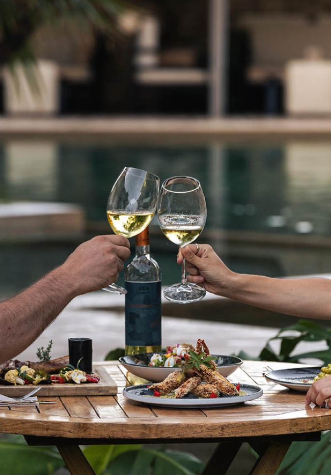 Wino i obiad w Ammoudara Heraklion na Krecie