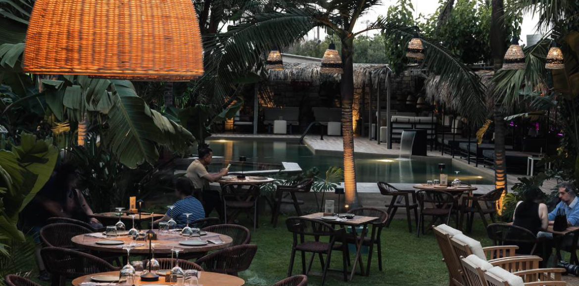 بار استخر - رستوران Ethimo Ammoudara Heraklion Crete